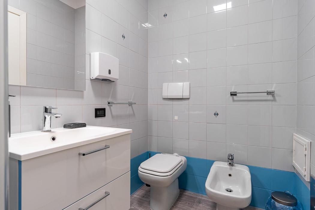 Studio Yvonne Apartment Bari Luaran gambar