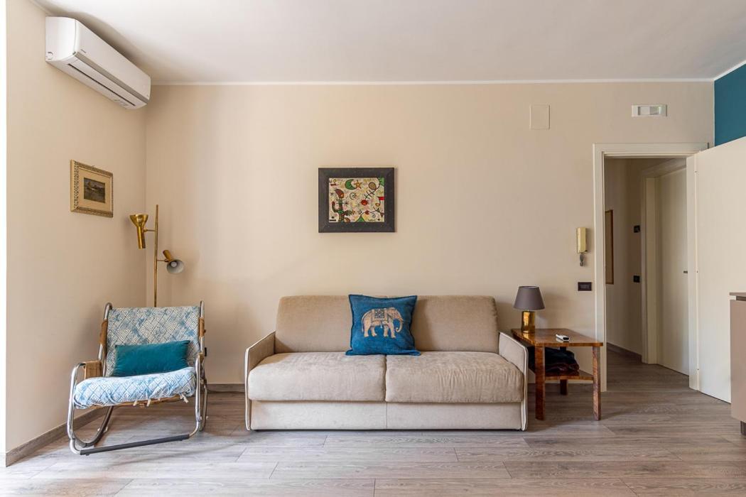 Studio Yvonne Apartment Bari Luaran gambar