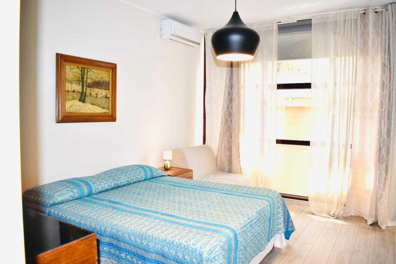 Studio Yvonne Apartment Bari Luaran gambar